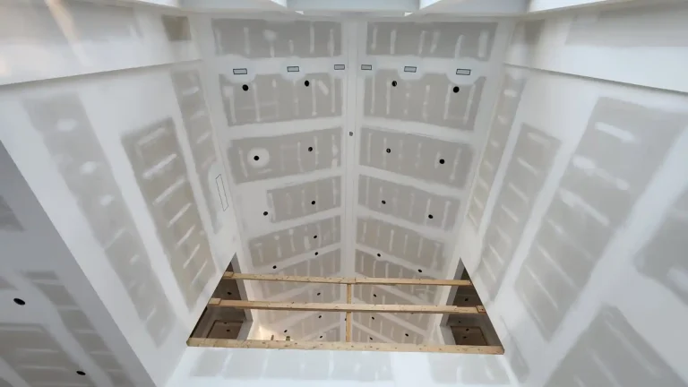 Emergency Drywall Repair Services in Toronto: What to Expect